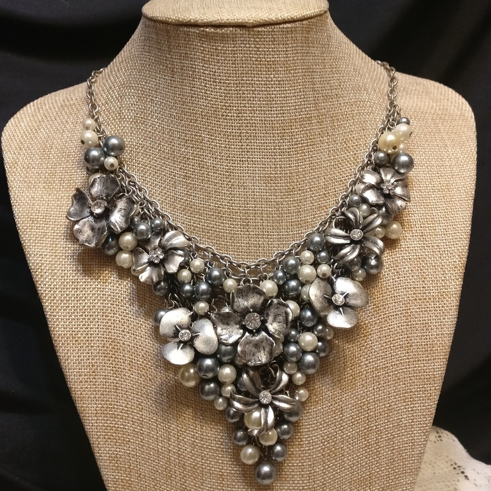VCLM Metal Chainmail Bib Necklace
